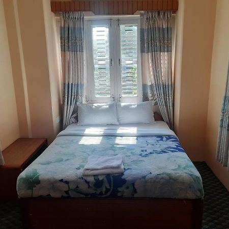 Hotel Celesty Inn Pokhara Exterior foto